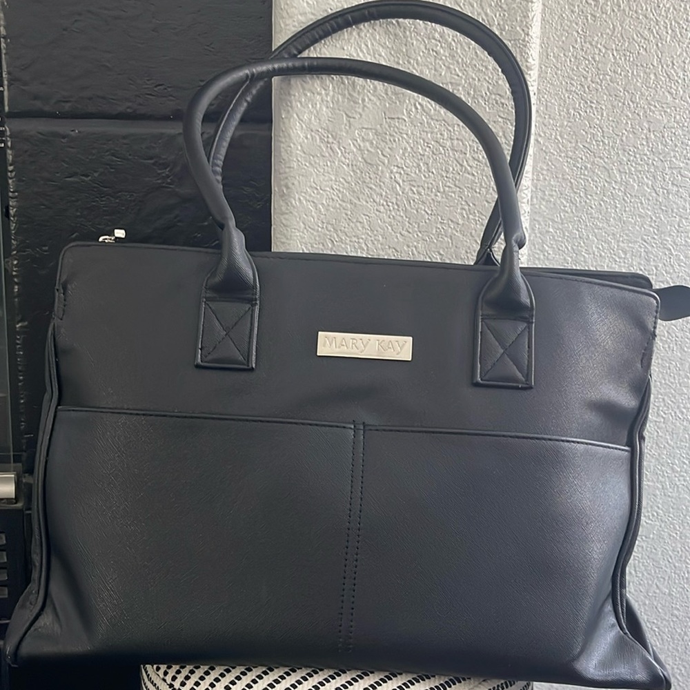 Mary Kay bag EUC